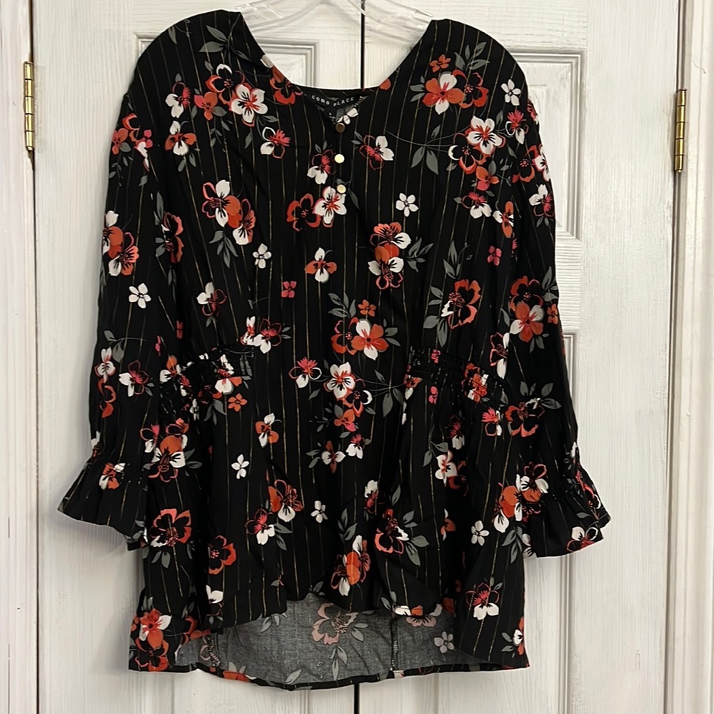 Como Black Floral Blouse Size Large